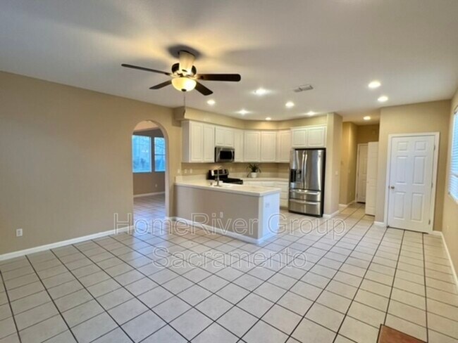 Foto del edificio - 5421 Birk Way