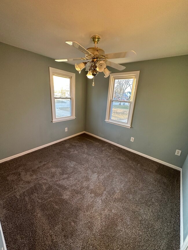 4152 S 10th St, Milwaukee, WI 53221 House Rental in Milwaukee, WI