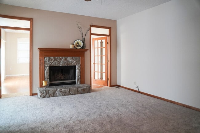 Building Photo - 7309 W 154th Terrace