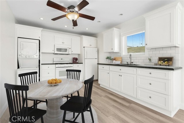 Building Photo - 2225 Santa Ana Ave