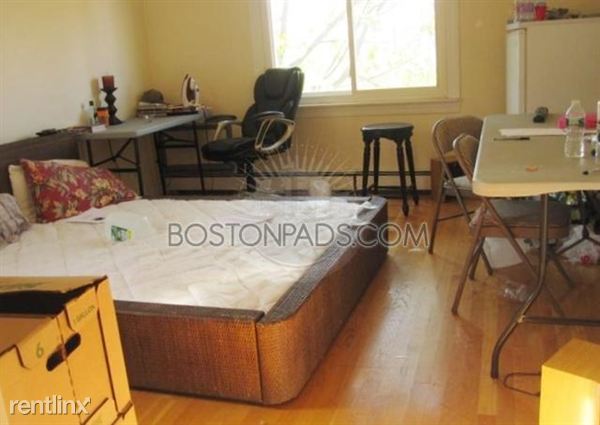 Fotografía del edificio - 7 Parker Hill Ave