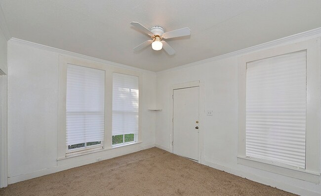 Foto del edificio - 113 S Olive St