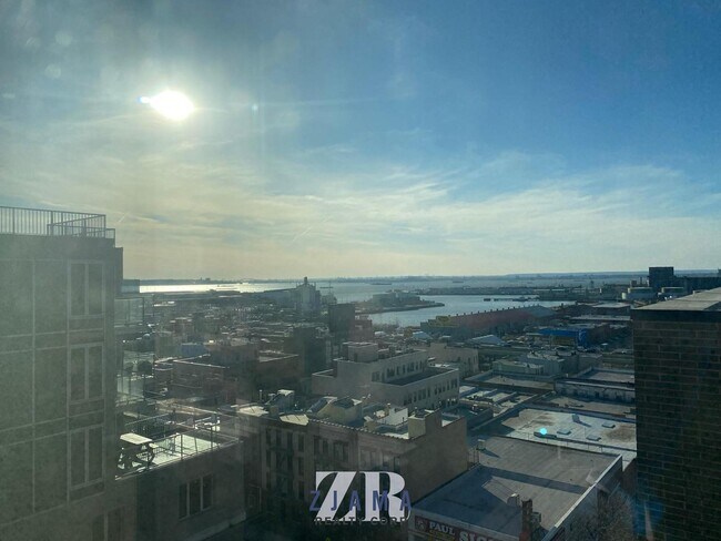 Foto del edificio - 635 4th Ave Ave