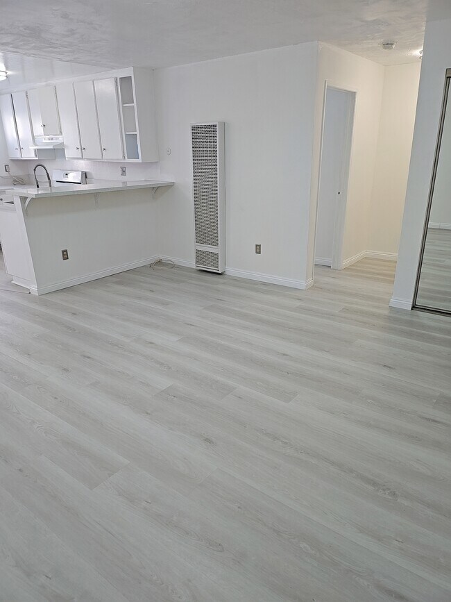Foto del edificio - 18530 Hatteras St