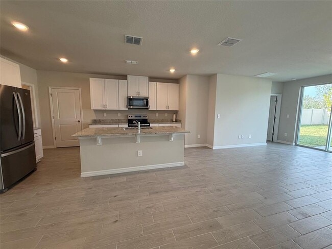 Building Photo - 3921 Radiant Mountain Dr