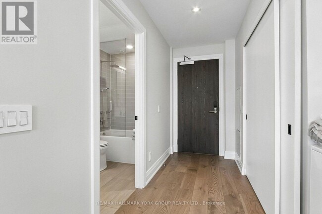 Building Photo - 20 Lombard St