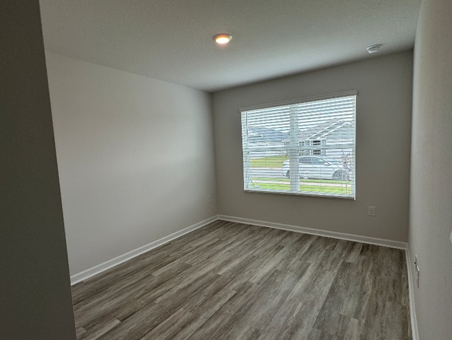 Foto del edificio - 6357 Firefly Dr