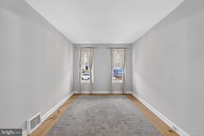 Building Photo - 4332 Mitchell St