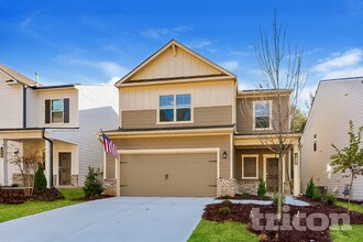 Building Photo - 203 Chapelcrest Ln