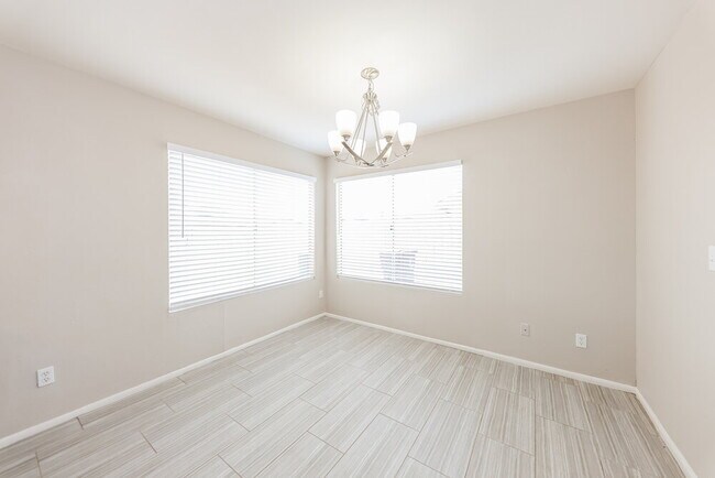 Foto del edificio - 8609 W Townley Ave