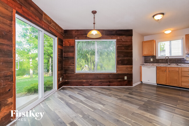 Building Photo - 20 Shady Creek Ln