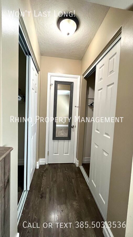 Foto del edificio - 5658 S Vlg Cir