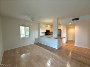 Building Photo - 1001 Foxfire Ln