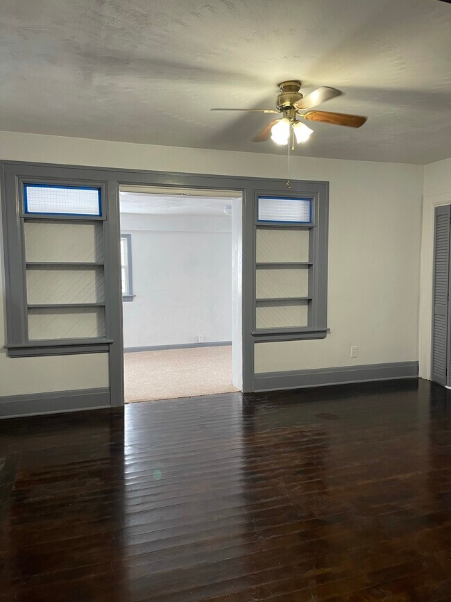 Living room - 2630 Chestnut St