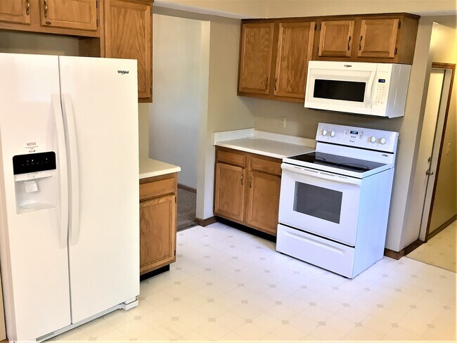 Foto del edificio - 3380 Springcrest Drive