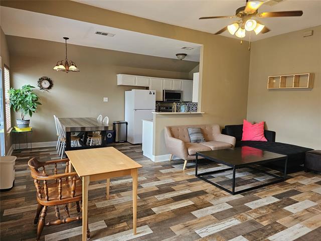Building Photo - 1035 Port Aransas Dr