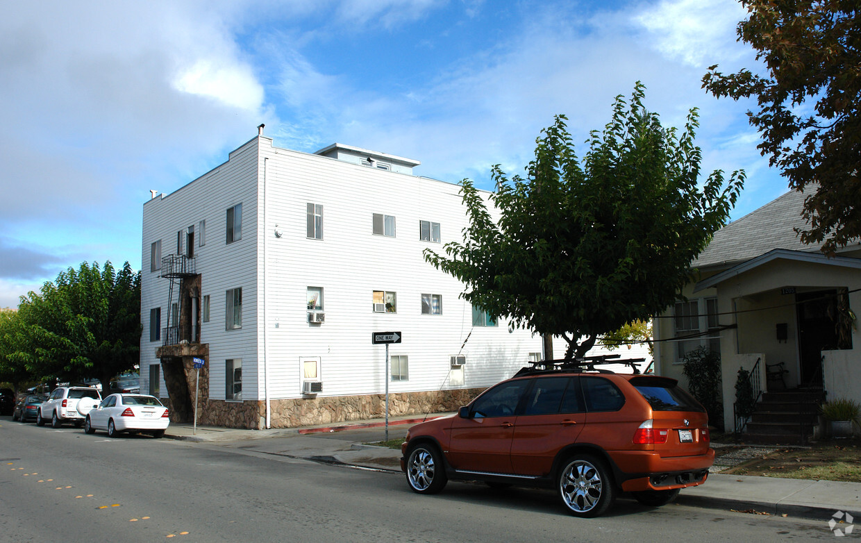 Foto del edificio - Pineview Apartments