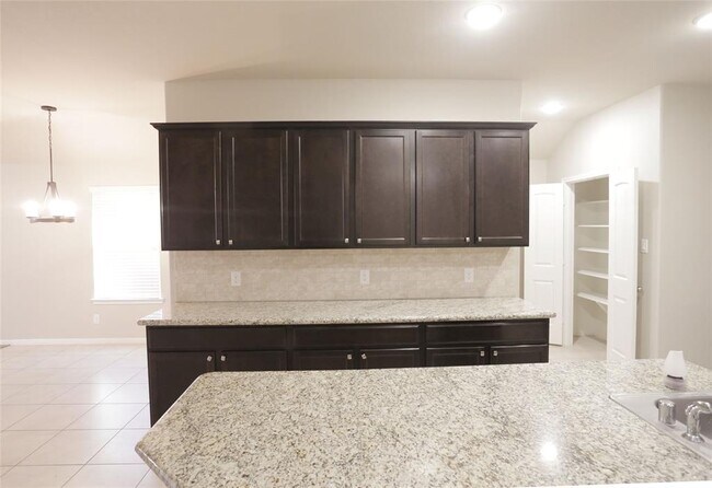 Building Photo - 2911 Iron Range Ct