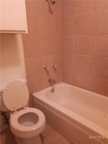 Foto del edificio - Brook Meadows Cir