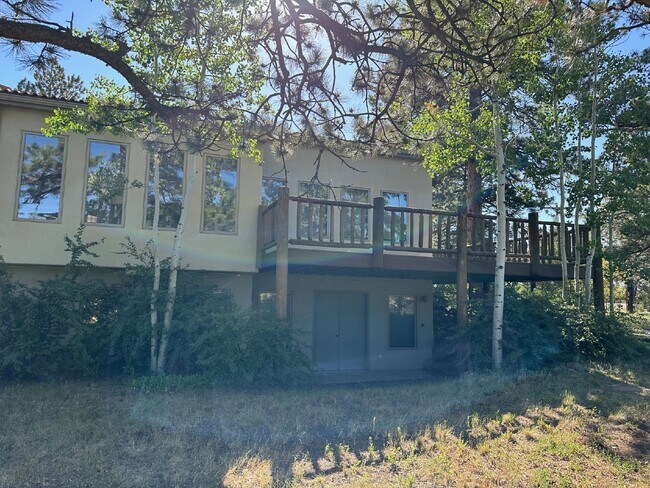 Foto del edificio - Great Home in  Central Evergreen!!