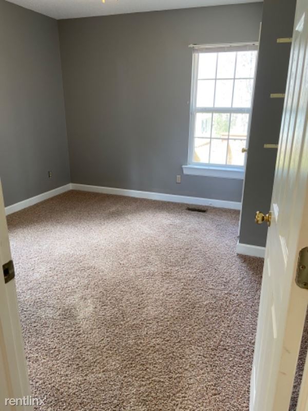 Building Photo - 3 br, 2 bath House - 130 Patrose Ln