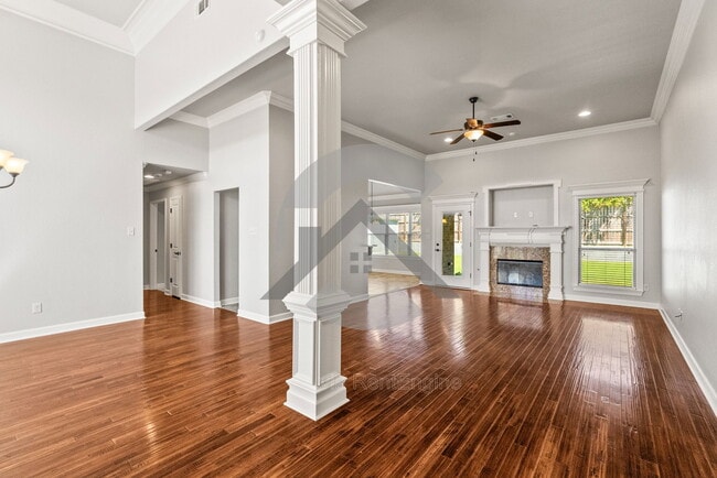 Building Photo - 6137 Remington Dr