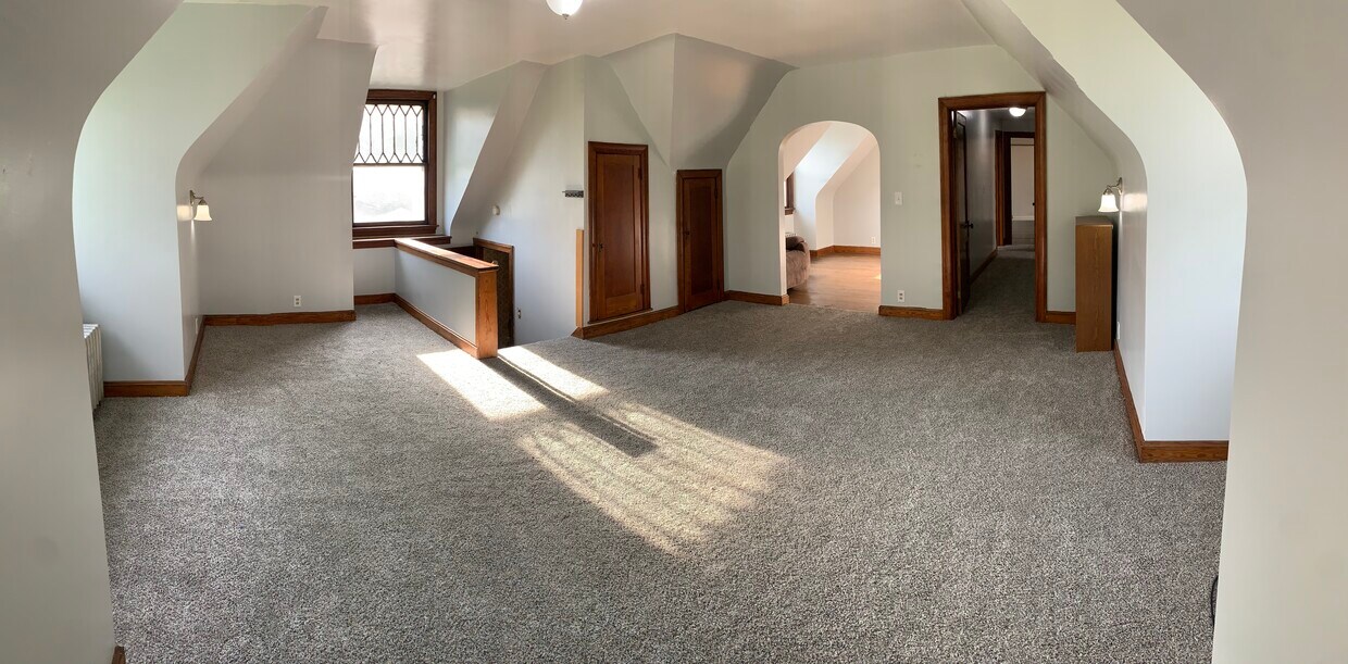 Foto principal - 135 Ontario St