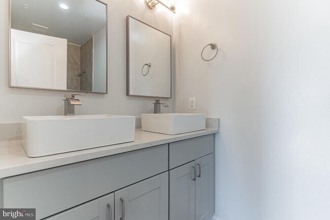 Foto del edificio - 5308 E St SE
