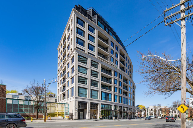 Building Photo - 181 Davenport