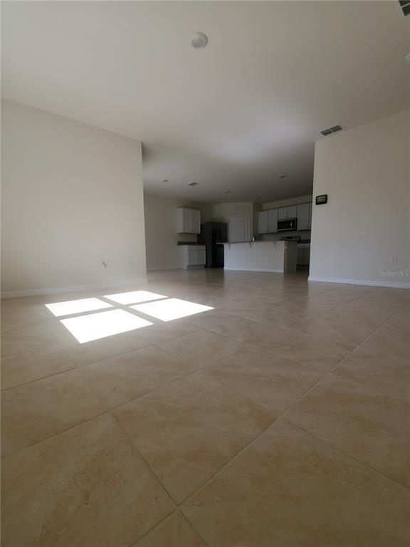 Building Photo - 2965 E Slater Dr