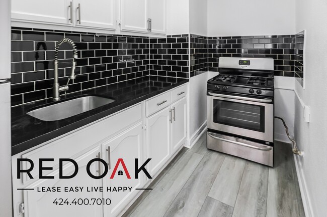 Foto del edificio - 687 Shatto Pl