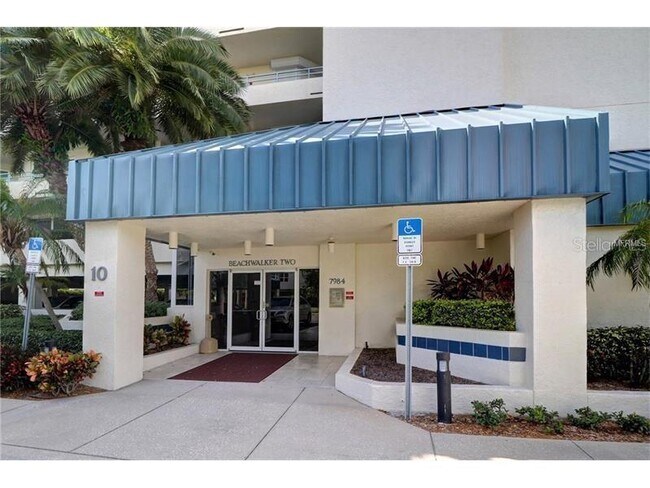Foto del edificio - 7984 Sailboat Key Blvd S
