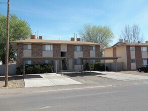 Building Photo - 496-32 1/8 32 1/8 Rd