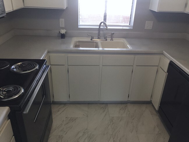 Foto del edificio - 10828 N Biltmore Dr