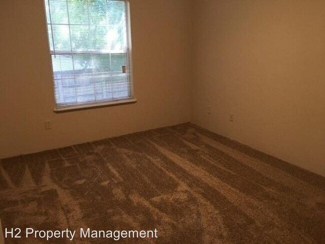 Building Photo - 1031 Crossing Brook Way