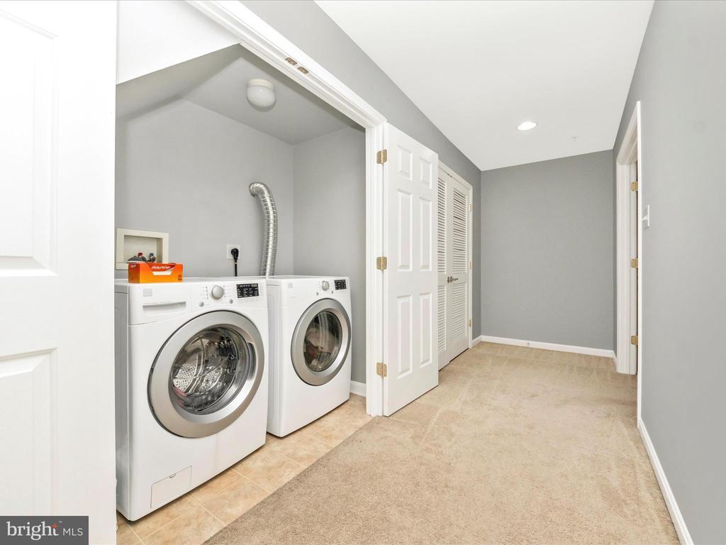 Foto principal - 1010 Railbed Dr