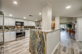 Building Photo - 15350 Moonraker Ct