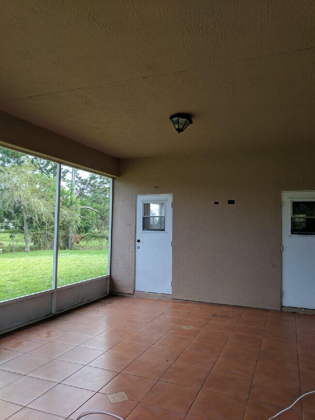 Foto del edificio - 2181 SE Morningside Blvd