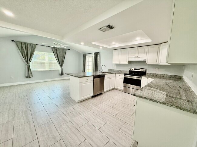 Foto del edificio - 11950 107th Ave N