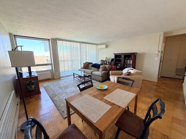 Foto del edificio - 60 Babcock St