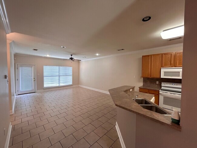 Foto del edificio - 12341 Pine View Ln