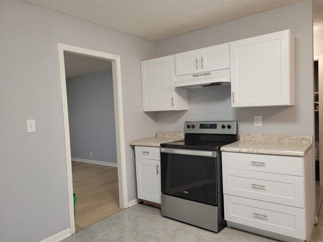 Building Photo - 7404 E 34th Plz