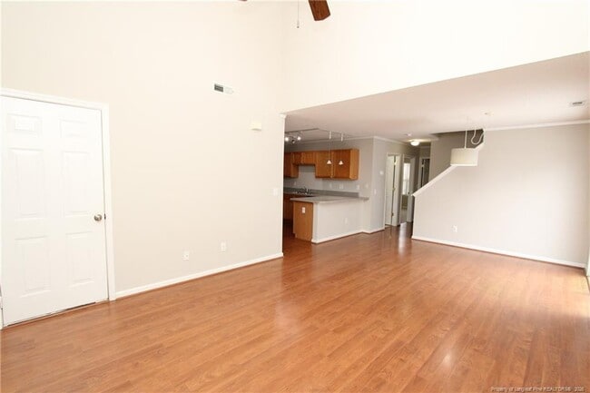 Building Photo - 5425 Golden Moss Trail