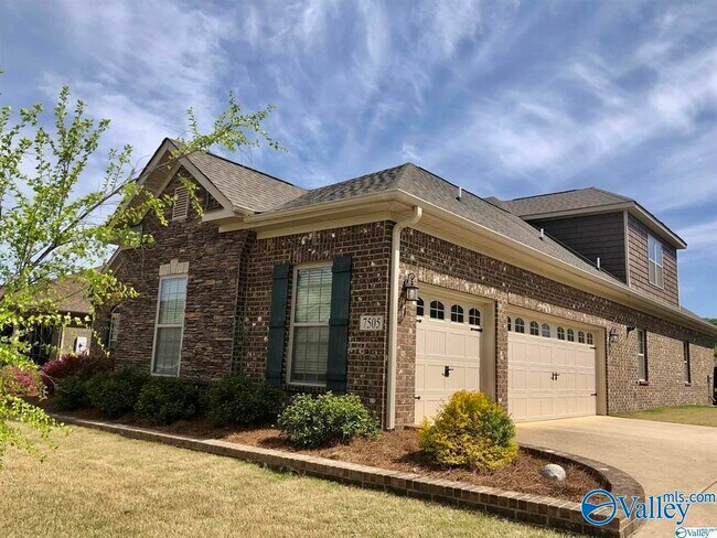 Foto del edificio - 7505 Grayhawk Ct