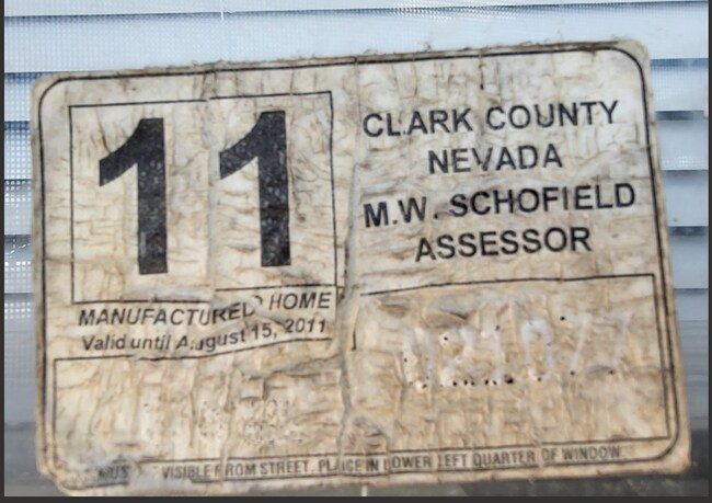 Building Photo - 3601 E Wyoming Ave