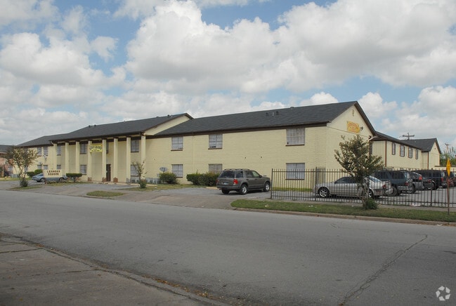 Foto del edificio - Leonora Square Apartments