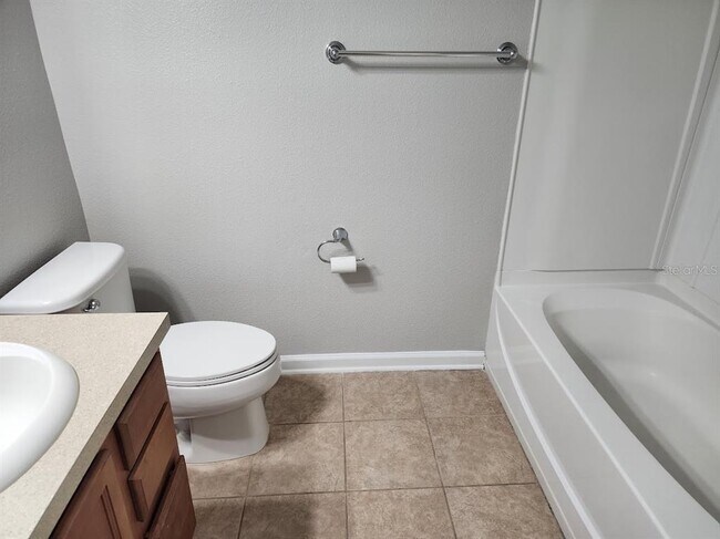 Building Photo - 2248 Kings Palace Dr