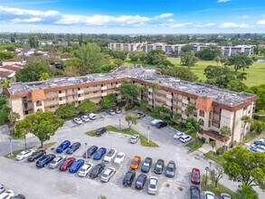 Building Photo - 6100 S Falls Cir Dr