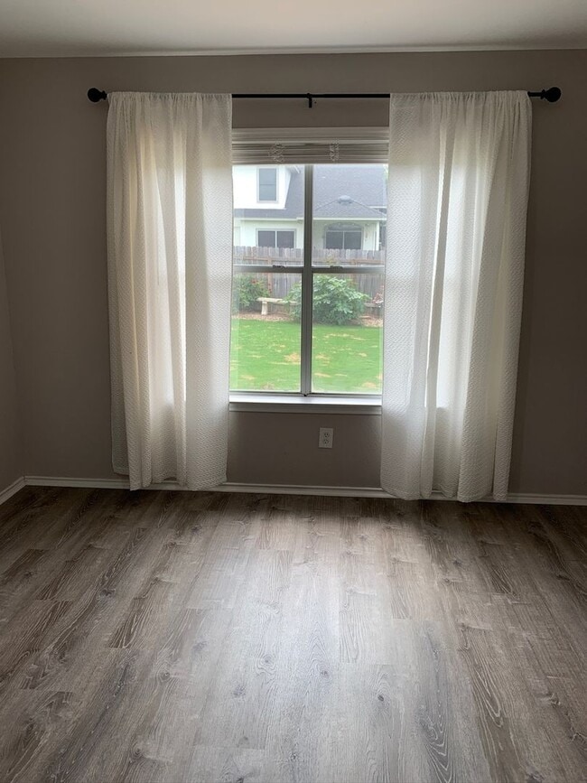 Building Photo - Charming 4BR/2.5B House in Round Rock