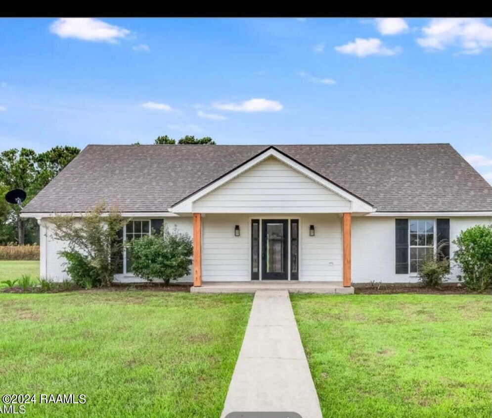 133 Nicole Dr, Youngsville, LA 70592 House Rental in Youngsville, LA